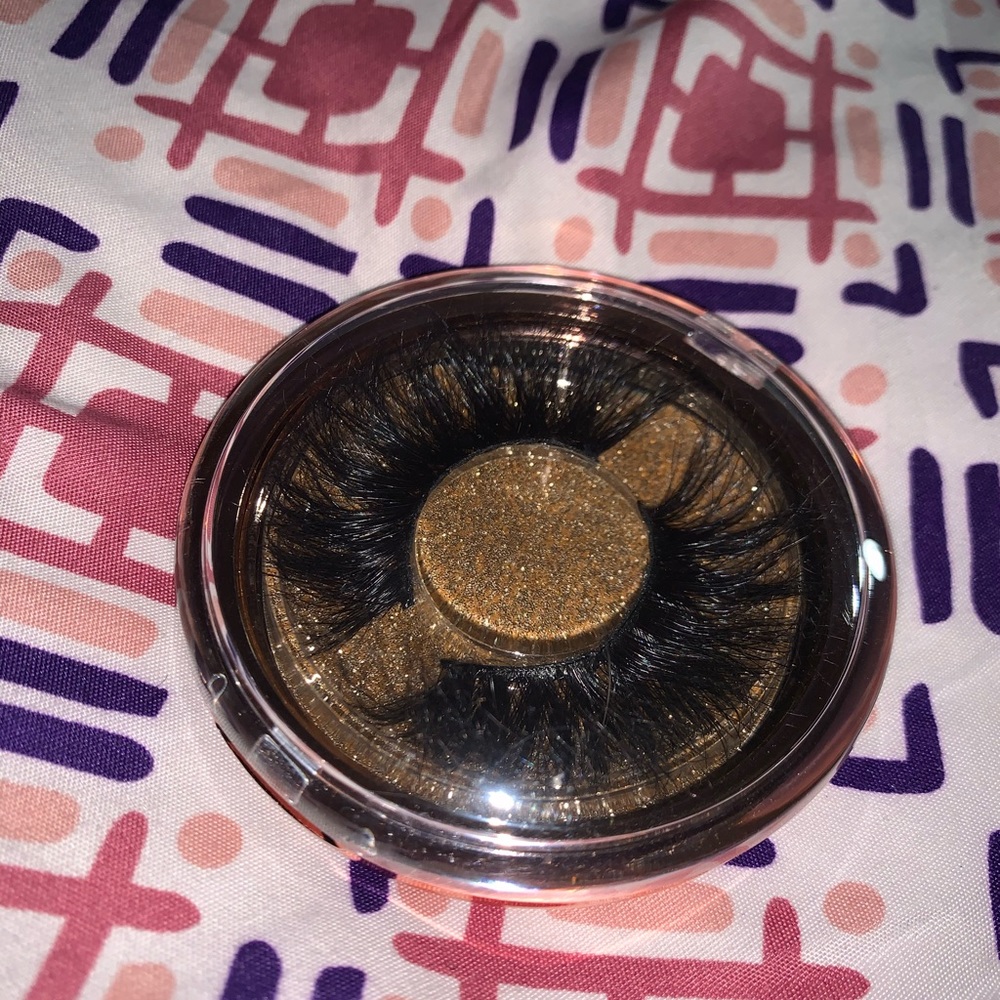 3D Mink Lashes by @_ROSbeauty